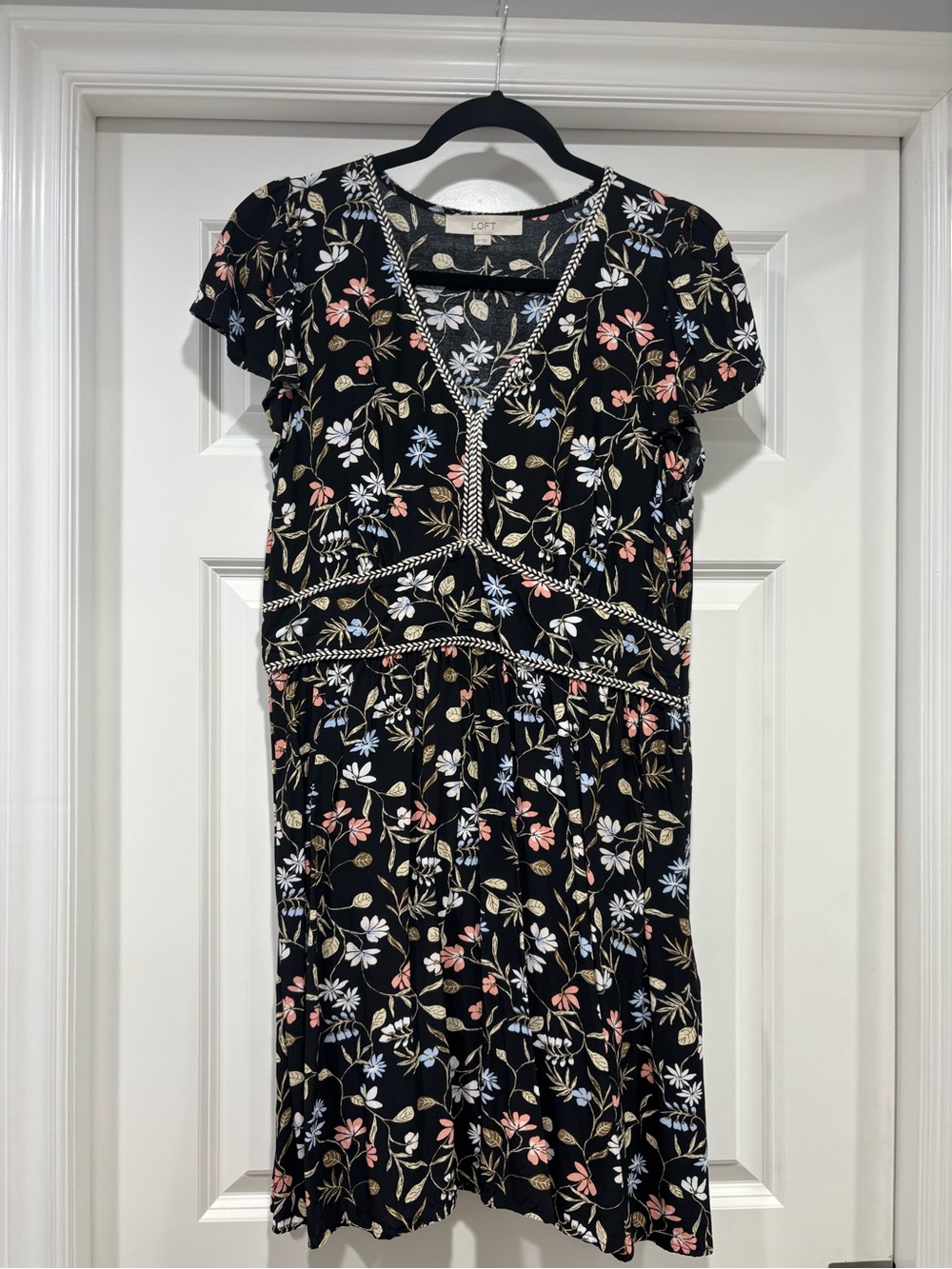 LOFT Black Floral V-Neck Dress with Trim - Picture 1 of 2